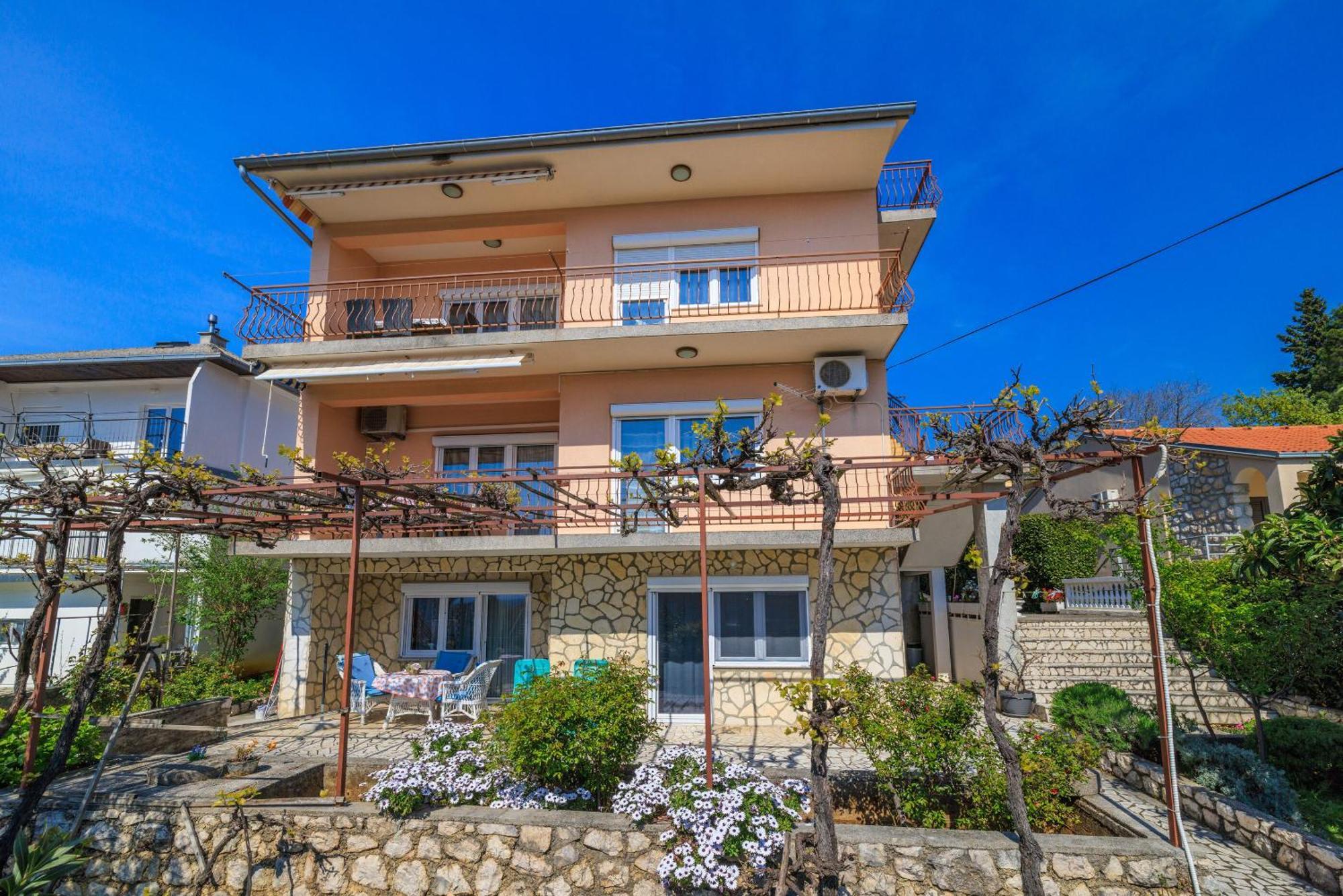 Apartments Melita Dramalj Εξωτερικό φωτογραφία